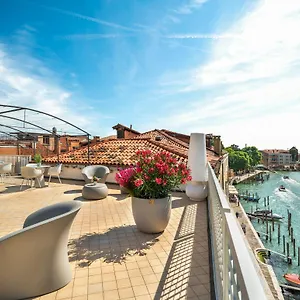 Venetian Palace R&r Venezia